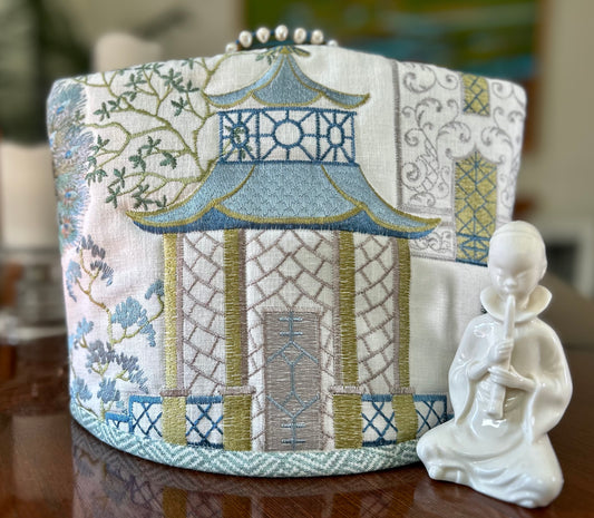 Palace Garden medium tea cozy